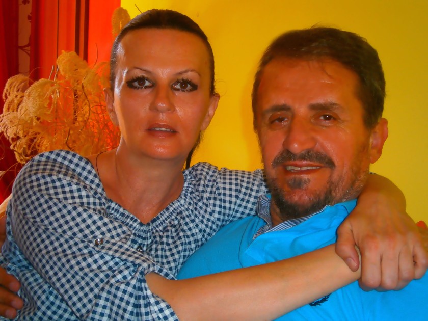 Са сестром Сашком